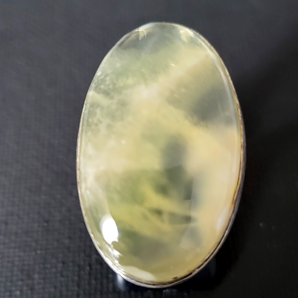 Prehnite Natural Stone Oval Ring